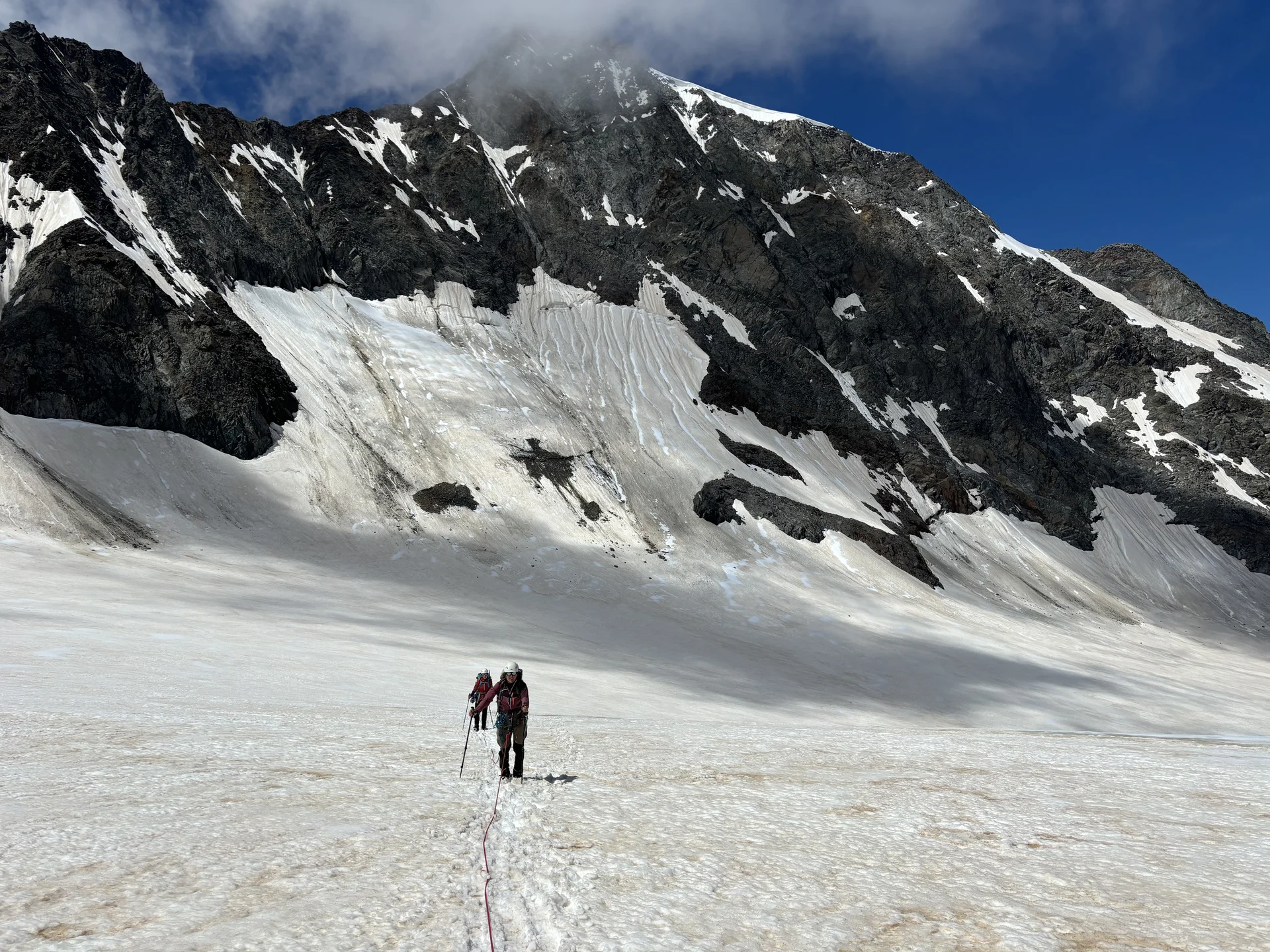 Unterwegs auf dem Gletscher | © Ines Kawohl