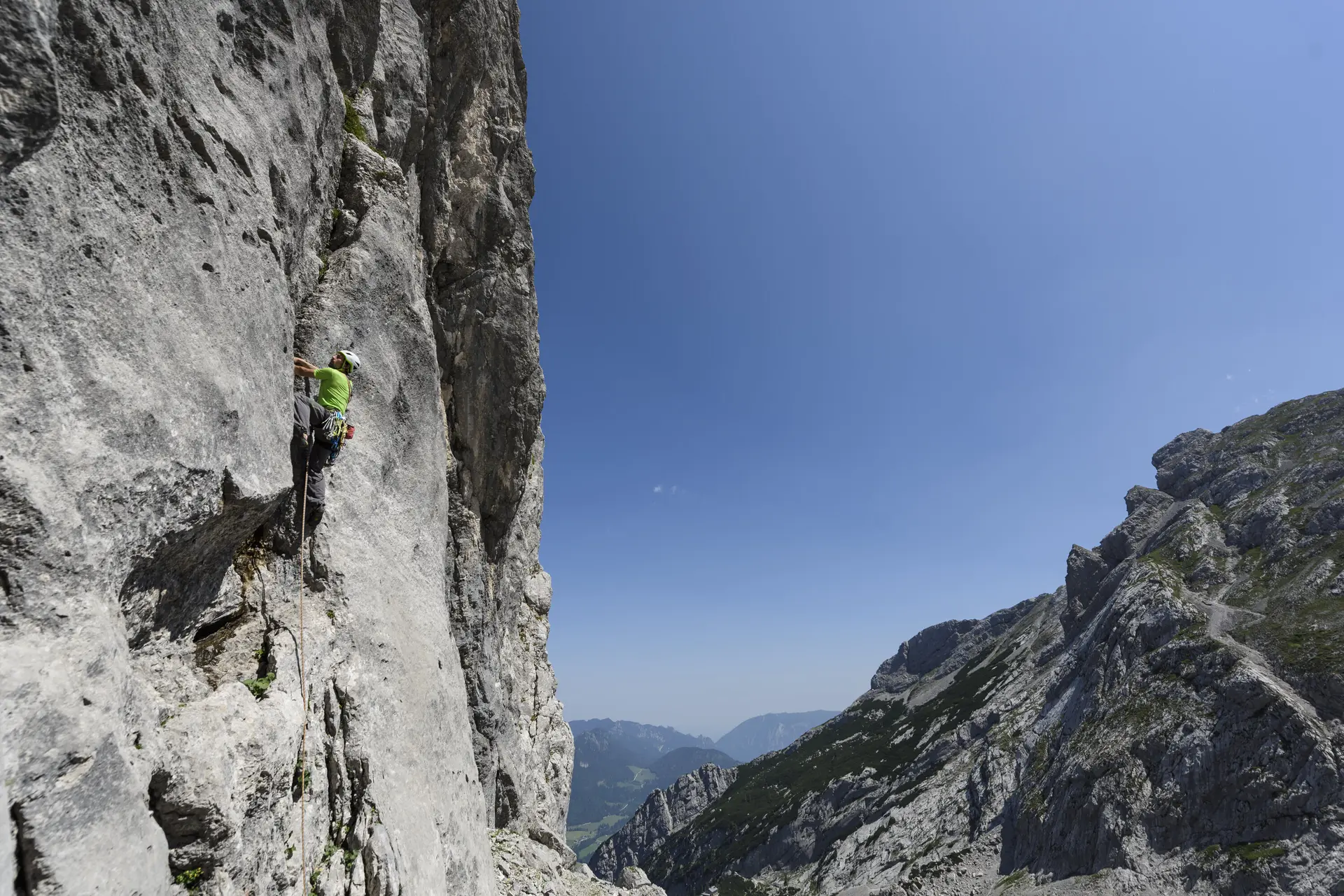 Outdoor-Klettern am Fels | © DAV/Wolfgang Ehn